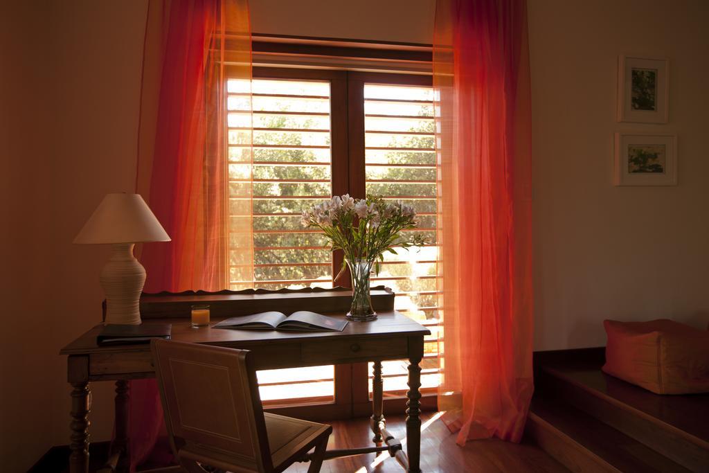 Clos Apalta Residence Relais & Chateaux Santa Cruz Room photo